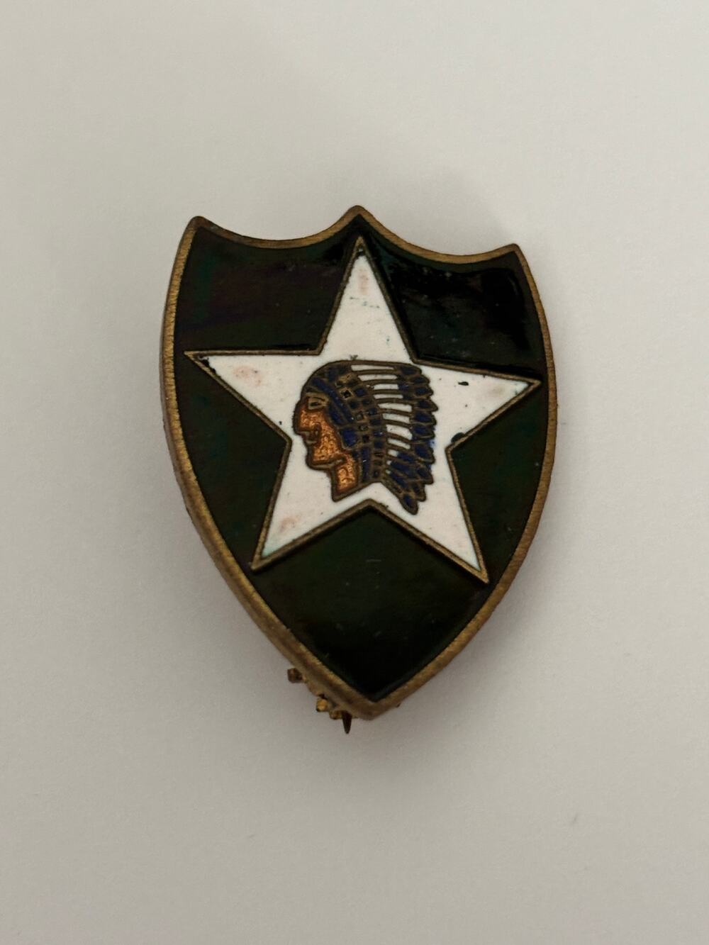 Vintage Vietnam Era US Army 2nd Infantry Division Indian Head Insignia Unit Pin